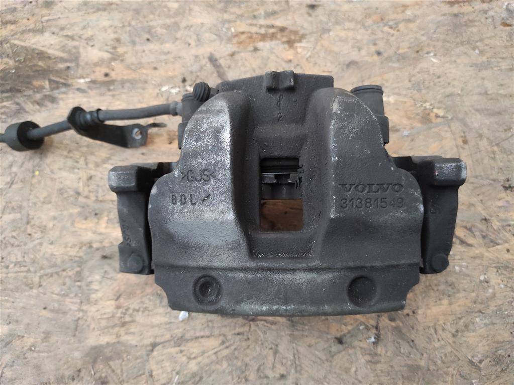 суппорт передний правый Volvo XC90 2 поколение 2018, 2.0 л., дизель, АКПП, передний привод, 31381449, 31381449 - фото №1