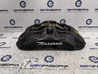 суппорт передний правый Maserati Ghibli 3 поколение [рестайлинг] 2018, 3.0 л., дизель, АКПП, 670030944