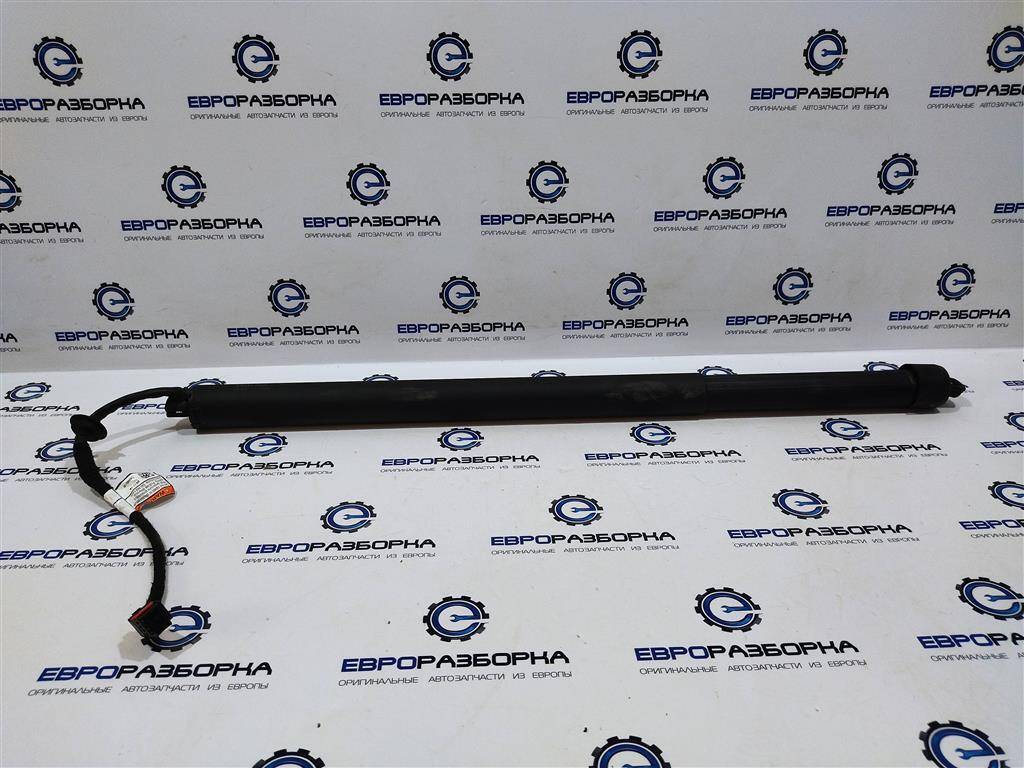 амортизатор крышки багажника (3-5 двери) Land Rover Range Rover Velar 1 поколение L560 2018, 2.0 л., бензин, АКПП, передний привод, LR126176, J8A270354AD, LR126176 - фото №1