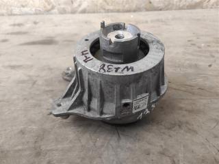 Подушка крепления ДВС Mercedes-Benz E-Класс W213/S213/C238/A238 C238 2018, 2.0 л., бензин, АКПП, передний привод, A2382400700, A2382400700