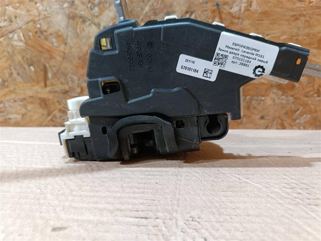 замок двери передней левой Maserati Levante 1 поколение M161 2017, 3.0 л., дизель, АКПП, передний привод, 670101184, 670101184 - фото №1