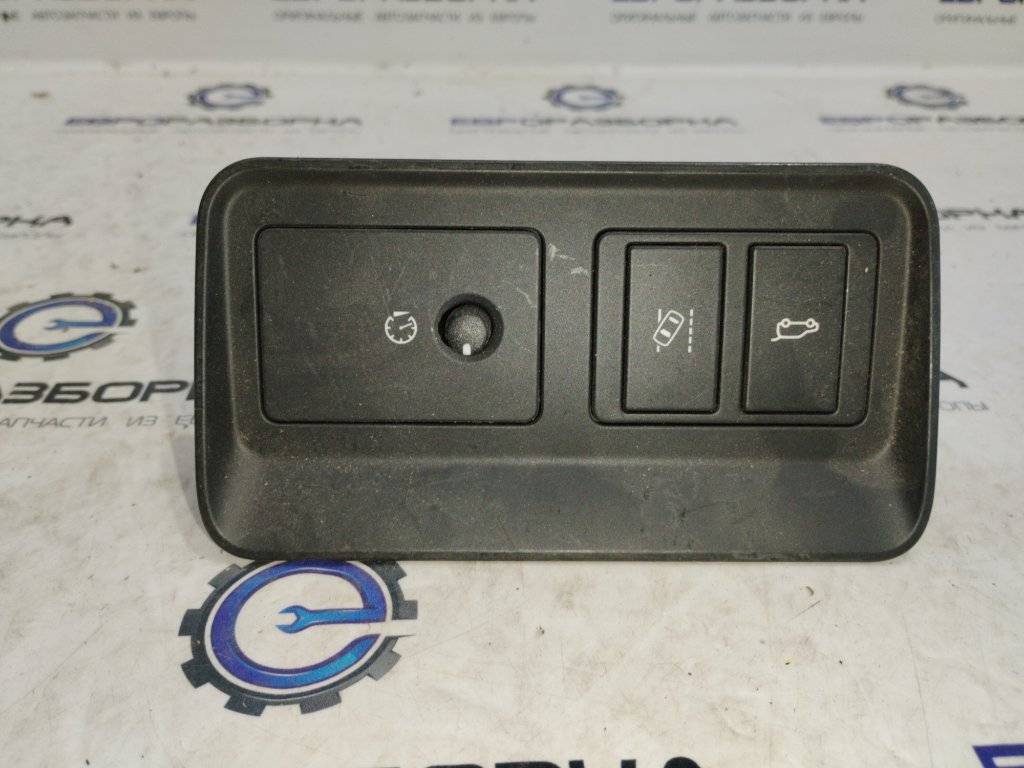 кнопка (выключатель) Land Rover Range Rover Sport 2 поколение L494 2017, 3.0 л., дизель, АКПП, передний привод, LR061000, FK7211654DC, LR061000, LR080115, GK7211654DA, LR088271, GK7211654DB - фото №1