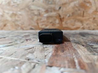 Датчик охраны салона Mercedes-Benz SL-Класс R231 [рестайлинг] R231 2017, 4.0 л., бензин, АКПП, передний привод, A2319050018, A2319050018