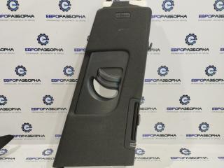 обшивка стойки Audi Q8 4M 4M8 2021, 3.0 л., TFSI, DCBD, бензин, АКПП, черный металлик, внедорожник 5 дв., полный привод, правый руль, 4M8867244B, 4M8867244BYW5