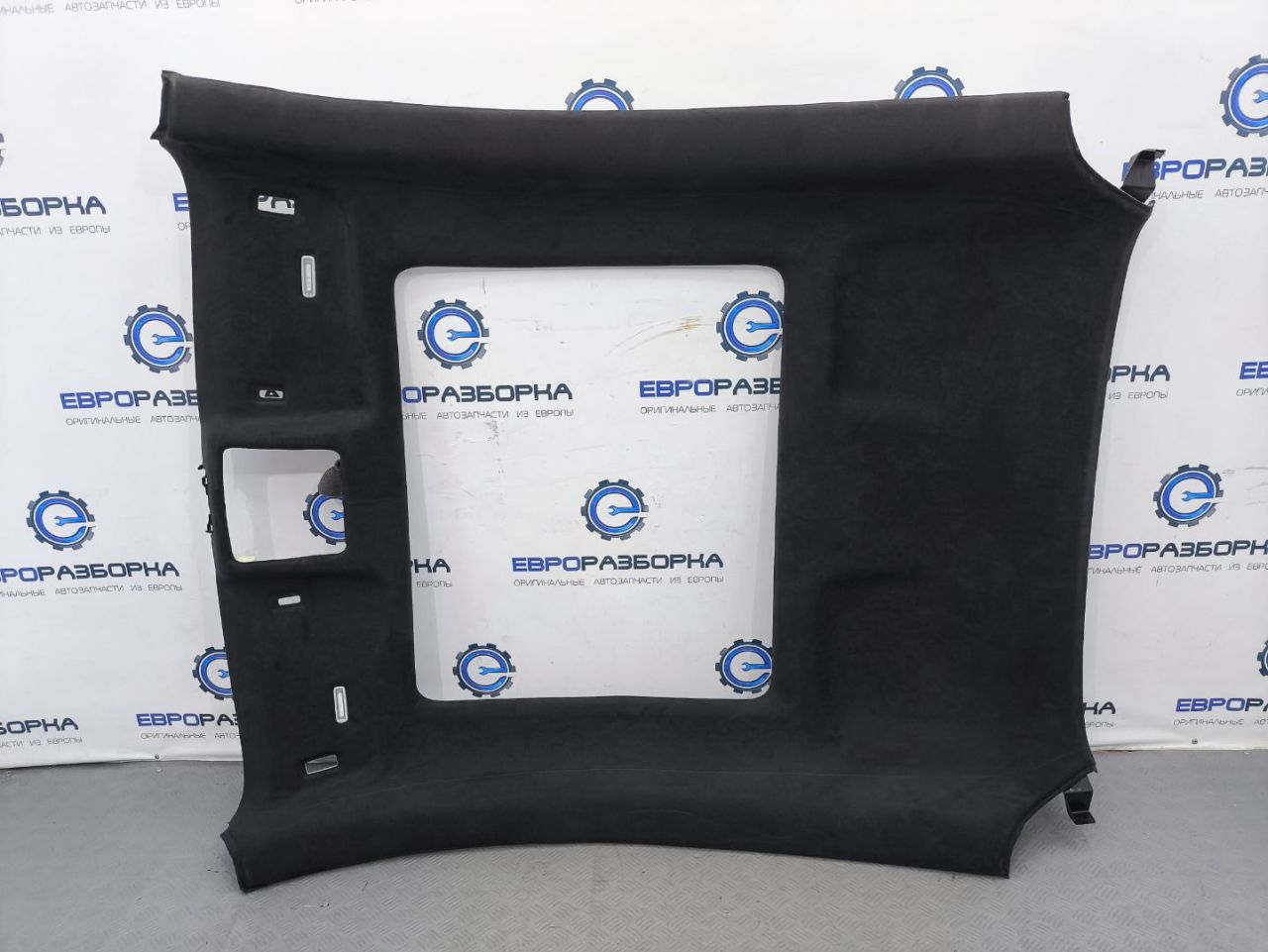 потолок Bentley Continental GT 3 поколение 2023, 4.0 л., CVD, бензин, АКПП, красный, купе, полный привод, правый руль, 3SD867501DH - фото №1