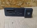 разъем AUX / USB Land Rover Discovery Sport 1 поколение L550 2019, 2.0 л., дизель, АКПП, передний привод, FK7219C166BC, LR061057, T2H6973, T2H22664, FK7219C166BD, LR085516, FK7219C166BD - фото №5