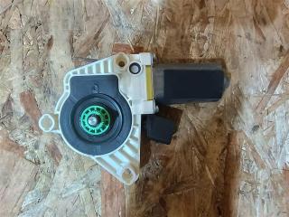 моторчик стеклоподъемника Mercedes-Benz SL-Класс R231 [рестайлинг] R231 2017, 4.0 л., бензин, АКПП, передний привод, A2078200542, A2078200542