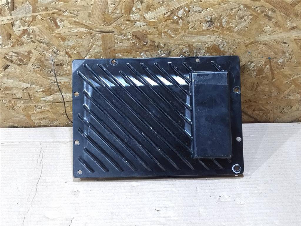 усилитель музыкальный Land Rover Discovery 4 поколение L319 2012, 3.0 л., дизель, АКПП, передний привод, правый руль, CH3219C164BD, CH3219C164BD, LR045325 - фото №1