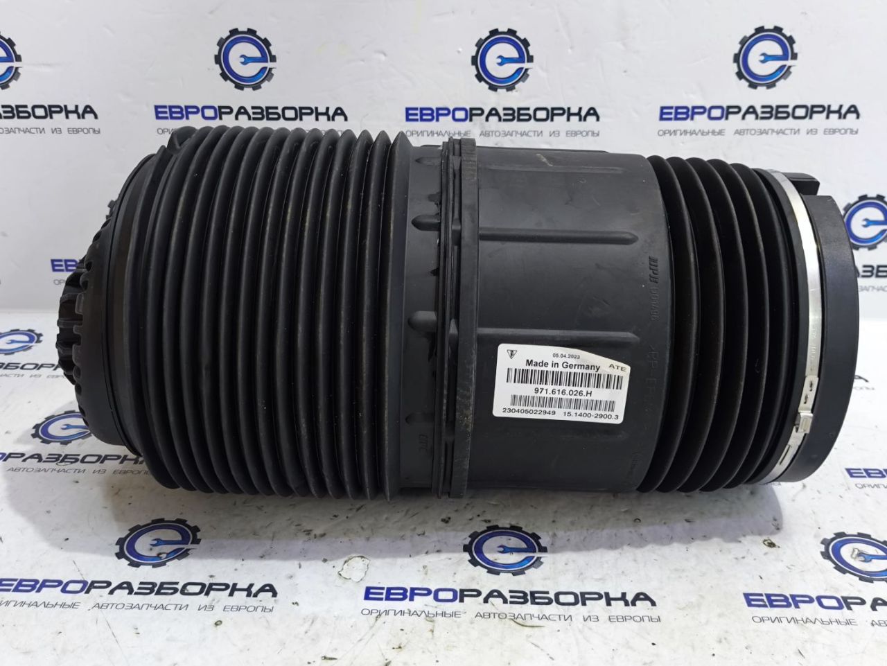 пневмоподушка Bentley Continental GT 3 поколение 2023, 4.0 л., CVD, бензин, АКПП, красный, купе, полный привод, правый руль, 971616026H - фото №1