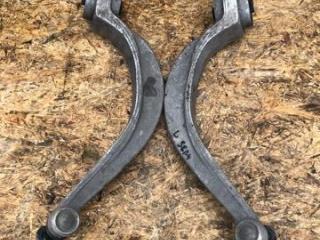 рычаг передний Audi S8 D4 2013, 4.0 л., TFSI, АКПП, передний привод, 4H0407693F, 4H0407693F, 4H0407694F