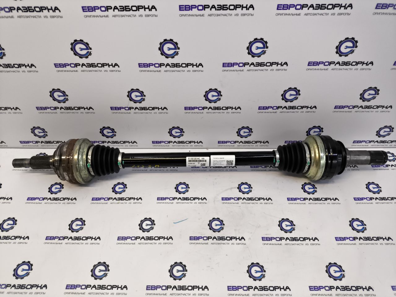 полуось задняя (приводной вал, ШРУС) Bentley Continental GT 3 поколение 2023, 4.0 л., CVD, бензин, АКПП, красный, купе, полный привод, правый руль, 971501201AC - фото №1