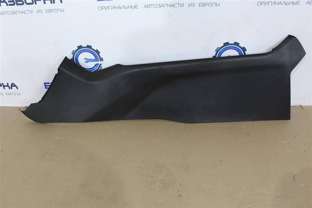 Декоративная накладка центральной консоли Land Rover Range Rover Velar 1 поколение L560 2018, 2.0 л., бензин, АКПП, передний привод, LR091912, LR091912, J8A2045M11ADW, J8A2045M11AD0LKP, LR091913, J8A2045M11AD8PVJ, LR091914, J8A2045M11AD8SBN - фото №1