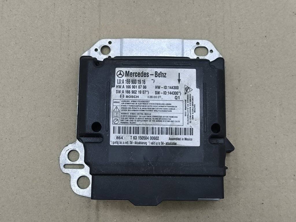 блок AirBag Mercedes-Benz M-Класс W166 2014, 3.0 л., CDi, дизель, АКПП, передний привод, A1669001916 - фото №1