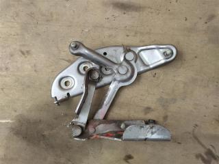 петля капота Bentley Continental GT 1 поколение 2007, 6.0 л., бензин, АКПП, передний привод, 3W0823302G, 3W0823302G