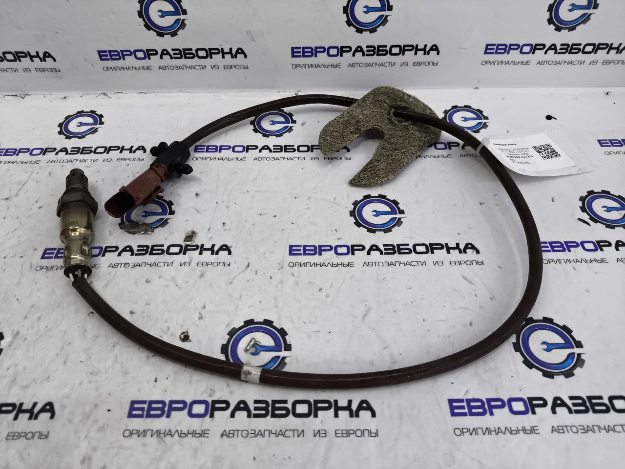 лямбда-зонд Bentley Continental GT 3 поколение 2023, 4.0 л., CVD, бензин, АКПП, красный, купе, полный привод, правый руль, 971906265L - фото №1