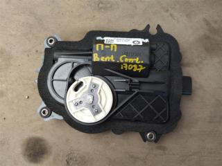 доводчик двери Bentley Continental GT 1 поколение 2007, 6.0 л., бензин, АКПП, передний привод, 3D0837059B, 3D0837059B