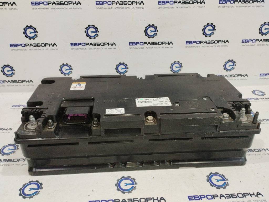 аккумулятор (AKБ) Audi Q8 4M 4M8 2021, 3.0 л., TFSI, DCBD, бензин, АКПП, черный металлик, внедорожник 5 дв., полный привод, правый руль, 4N0915105B, 4N0915105E - фото №1