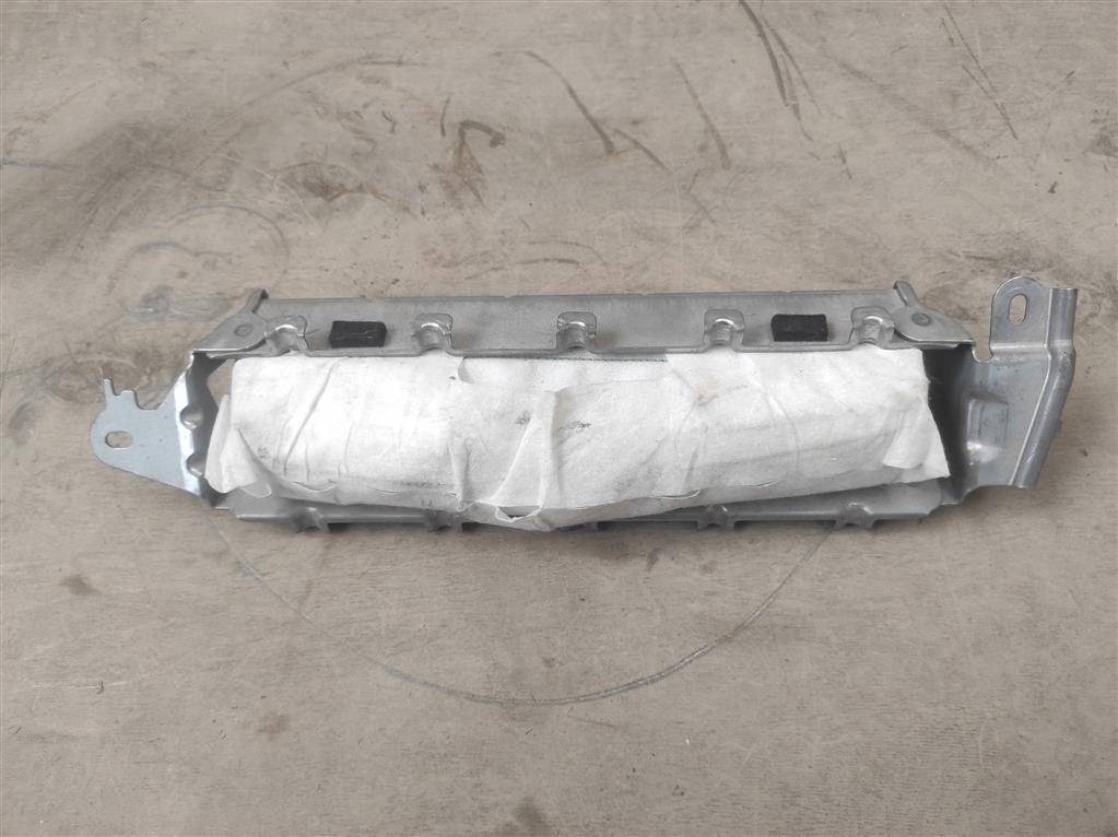 подушка безопасности коленная Lexus RX 4 поколение 2017, 3.0 л., бензин, АКПП, передний привод, 1D0R92116M3K, 1D0R92116M3K, TG13D04001 - фото №1