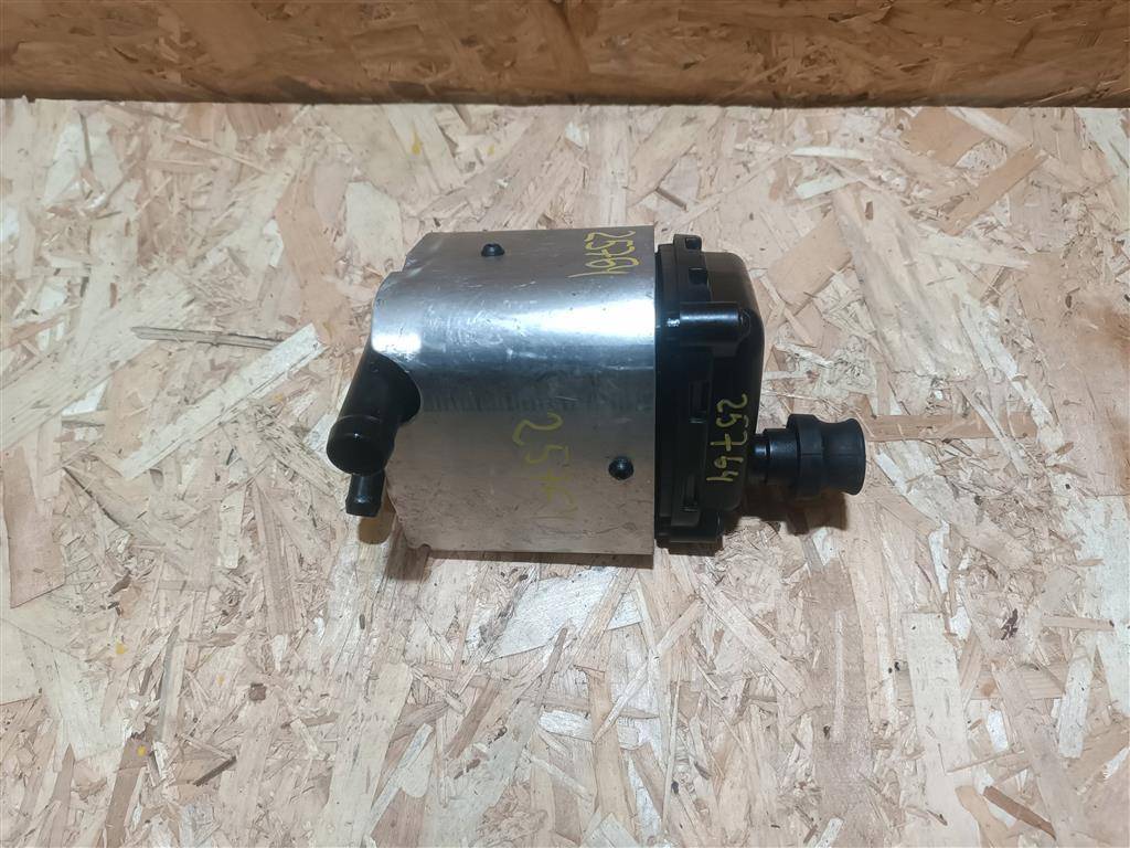 бачок гидроусилителя Mercedes-Benz GLS-Класс X166 2019, 3.0 л., CDi, дизель, АКПП, передний привод, A1663200114, A1663200114 - фото №1