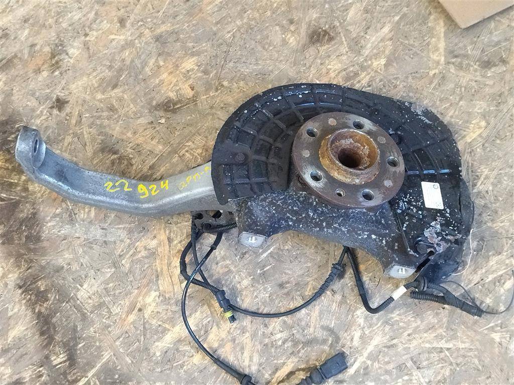 кулак поворотный левый Maserati Quattroporte 6 поколение 2014, 3.0 л., дизель, АКПП, передний привод, 670001805, 7, 670001805 - фото №1