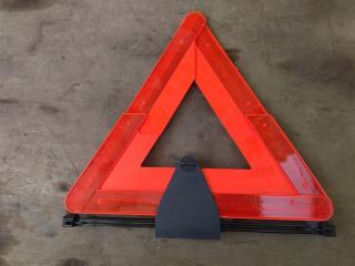 знак аварийной остановки Bentley Continental GT 1 поколение 2007, 6.0 л., бензин, АКПП, передний привод, 4B5860251E