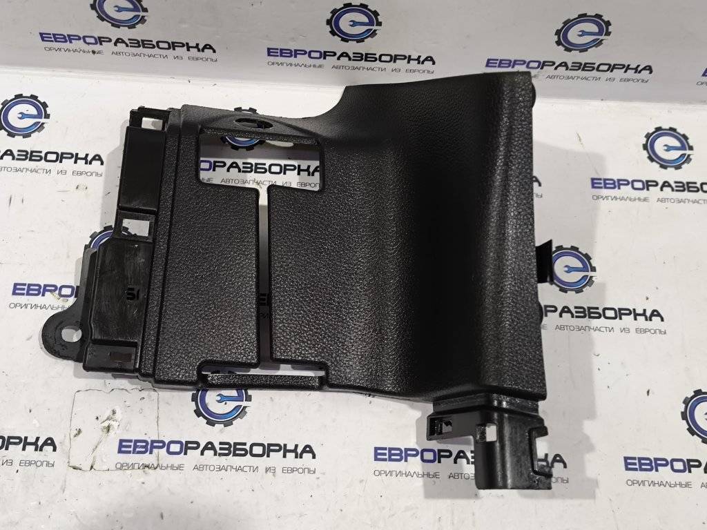 обшивка стойки Mercedes-Benz X-Класс 1 поколение 2018, 2.0 л., дизель, АКПП, черный, полный привод, правый руль, A4706940000 - фото №1