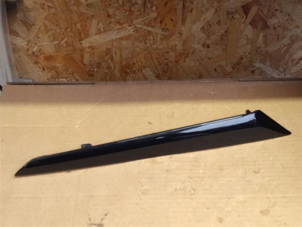 Накладки Maserati Quattroporte 6 поколение 2014, 3.0 л., дизель, АКПП, передний привод, 670025975, 670025975 - фото №1