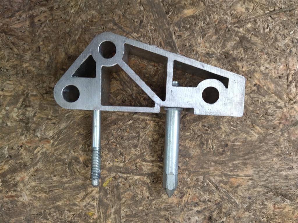 кронштейн (крепление) Audi R8 42 2008, 4.0 л., TFSI, бензин, АКПП, купе, передний привод, 423857022, 423857022, 427857022B - фото №1