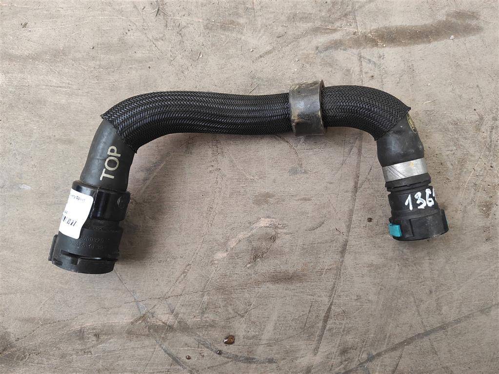 патрубок радиатора Land Rover Discovery Sport 1 поколение L550 2017, 2.0 л., дизель, АКПП, передний привод, GJ328B160AA, GJ328B160AA, J9C1418, LR071993 - фото №1