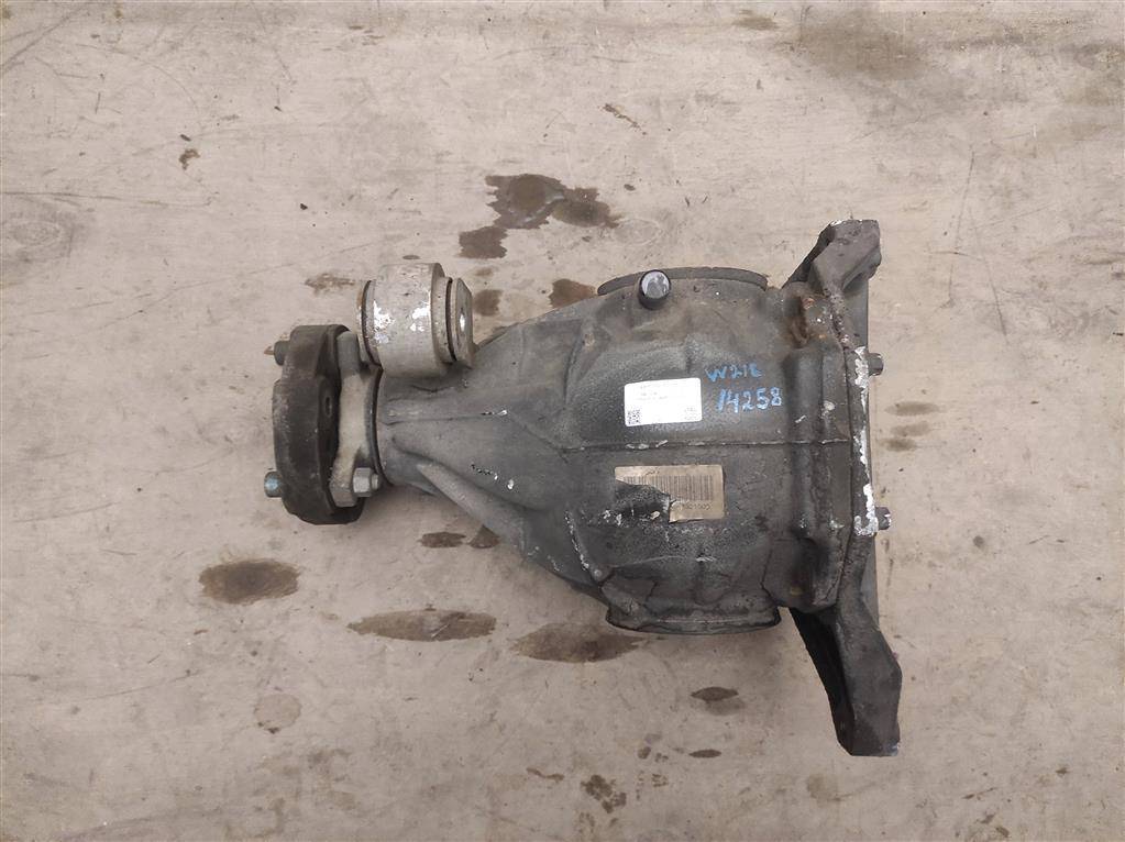 редуктор заднего моста Mercedes-Benz CLS-Класс C218/X218 W218 2013, 3.0 л., CDi, дизель, АКПП, передний привод, A2073500314, A2073500314 - фото №1