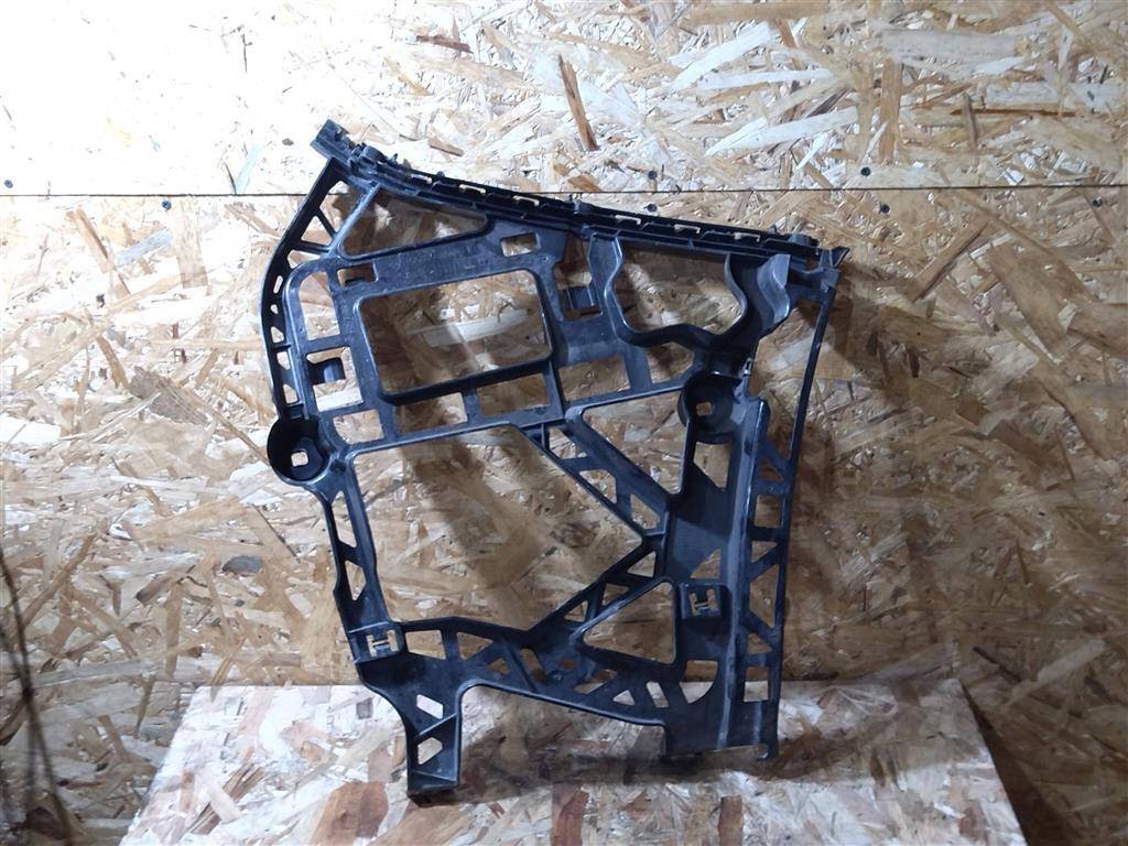 кронштейн (крепление) Mercedes-Benz GLS-Класс X166 2019, 3.0 л., CDi, дизель, АКПП, передний привод, A1668854200, A1668854200 - фото №1