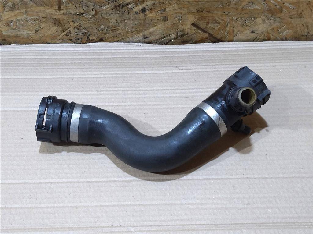 патрубок (трубопровод, шланг) BMW 2 серия F22/F23 2017, 3.0 л., АКПП, передний привод, 17127604542, 7604542 - фото №1