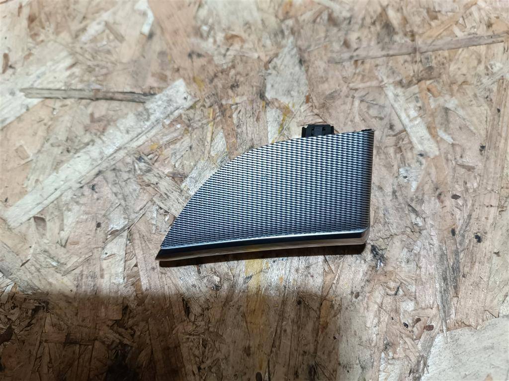 Накладки Volvo XC90 2 поколение 2019, 2.0 л., дизель, АКПП, передний привод, 31366521, 31366521 - фото №1