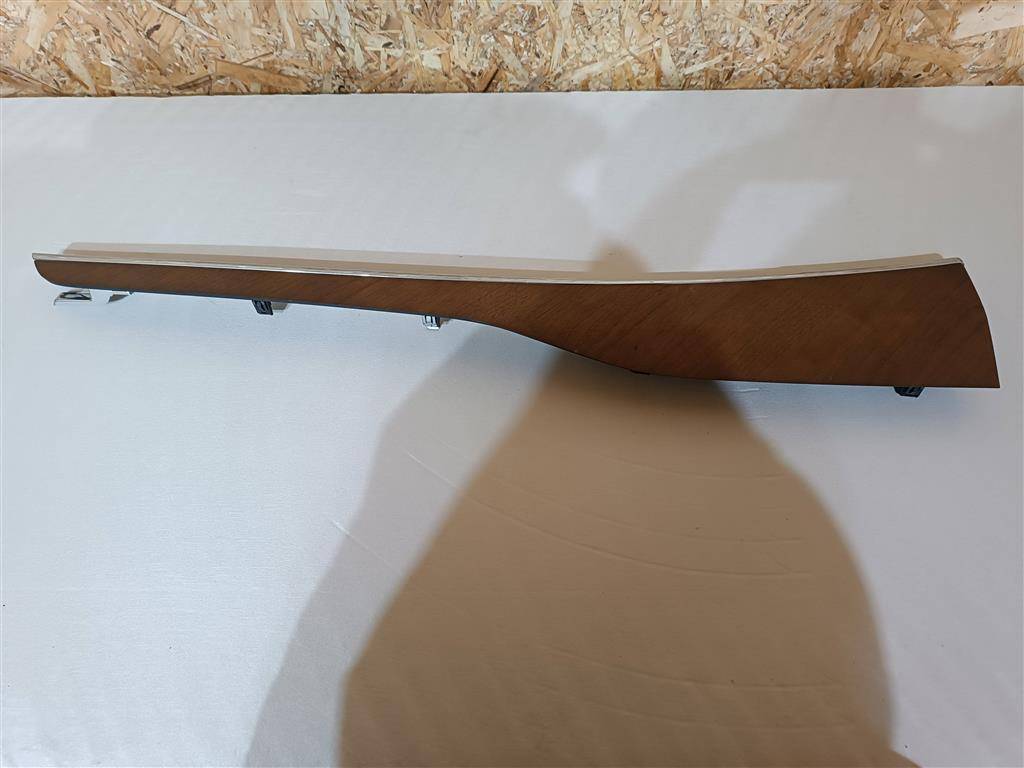 обшивка салона Volvo XC90 2 поколение 2019, 2.0 л., бензин, АКПП, передний привод, 31699359, 31699359 - фото №1