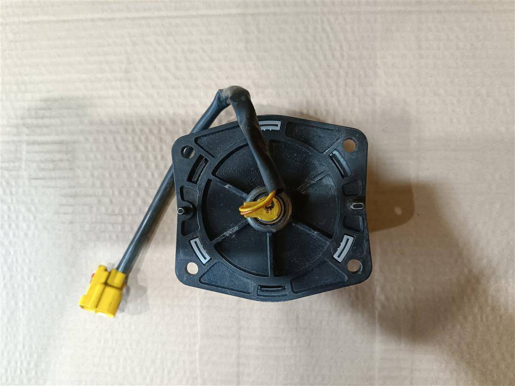 подушка безопасности пассажира Jaguar XJ 4 поколение X351 2010, 3.0 л., дизель, АКПП, передний привод, C2Z3352, 8X2316E600AC, C2D23552, CX2316E600AA, C2D23680, CX2316E628AA, C2D26054, CX2316E628AB, C2Z2916, W713044S440, C2Z3352 - фото №1