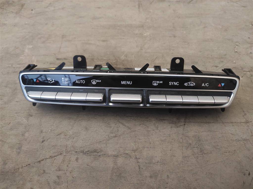 Блок управления климат-контроля Mercedes-Benz E-Класс W213/S213/C238/A238 C238 2018, 2.0 л., бензин, АКПП, передний привод, A2139054707, A2139054707, A2139050008, A2139054807, A2139059907, A2139059003 - фото №1