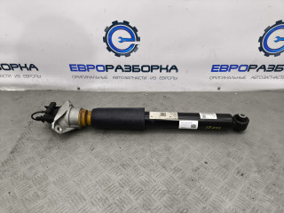 амортизатор задний Bentley Bentayga 1 поколение [рестайлинг] 4V1 2023, 4.0 л., TFSI, DCU, бензин, АКПП, темно-зеленый перламутр, внедорожник 5 дв., полный привод, правый руль, 4M0616031AM, 4M0513021AT