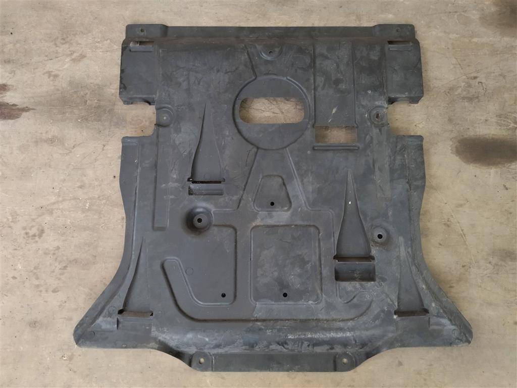 защита двигателя Mercedes-Benz GLS-Класс X166 2018, 3.0 л., дизель, АКПП, передний привод, A1665200723, A1665200723, A1665200123 - фото №1