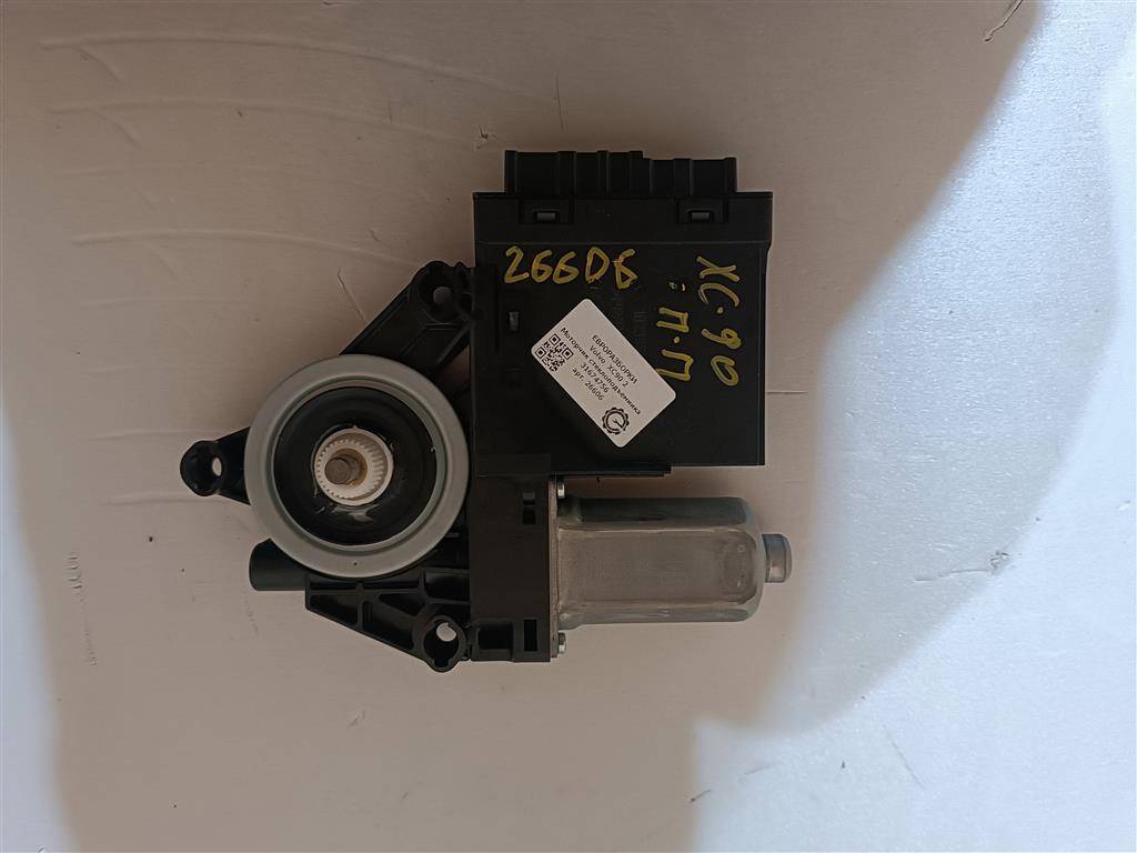 моторчик стеклоподъемника Volvo XC90 2 поколение 2019, 2.0 л., дизель, АКПП, передний привод, 31674756, 31674756, 89 - фото №1