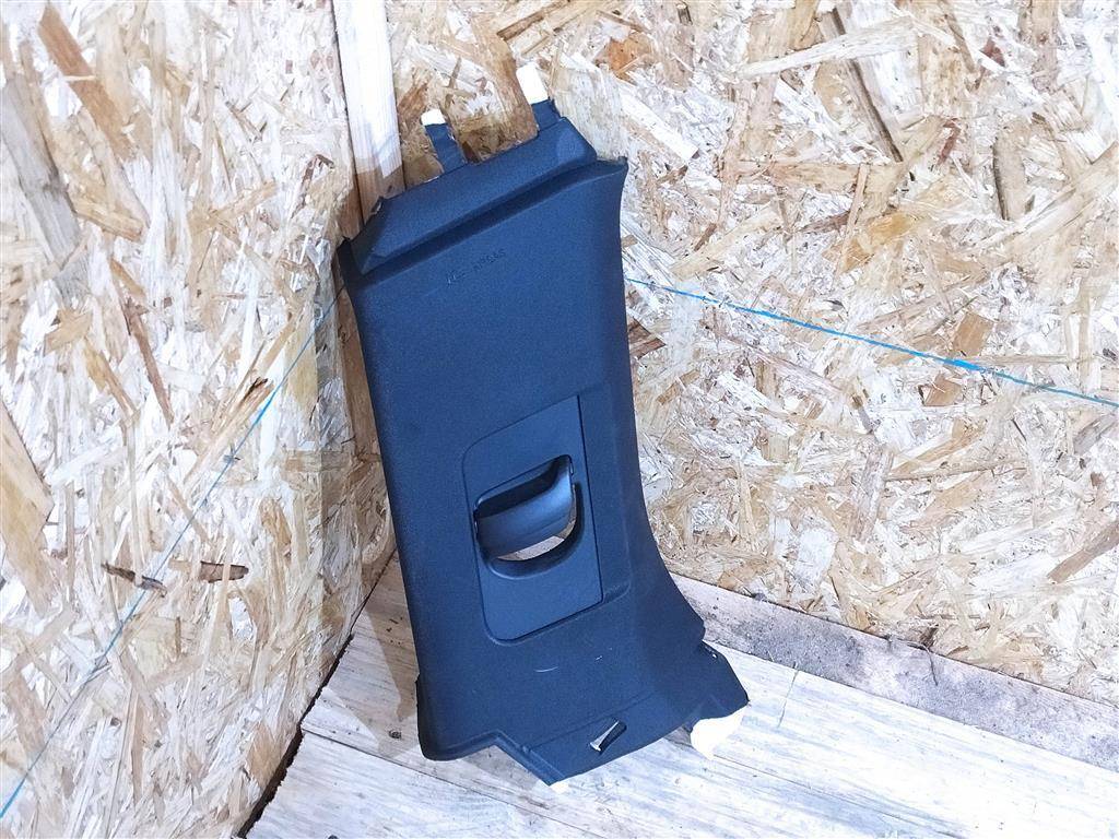 обшивка стойки Volvo XC90 2 поколение 2019, 2.0 л., дизель, АКПП, передний привод, 31463314, 31463314 - фото №1