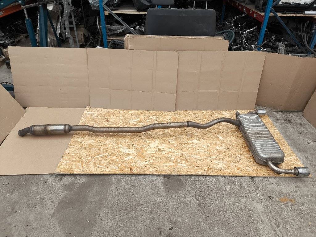 Выхлоп глушитель BMW X2 F39 2021, 2.0 л., бензин, АКПП, полный привод, правый руль, 18308685852, 8619485, 8685852, 18308619485 - фото №1