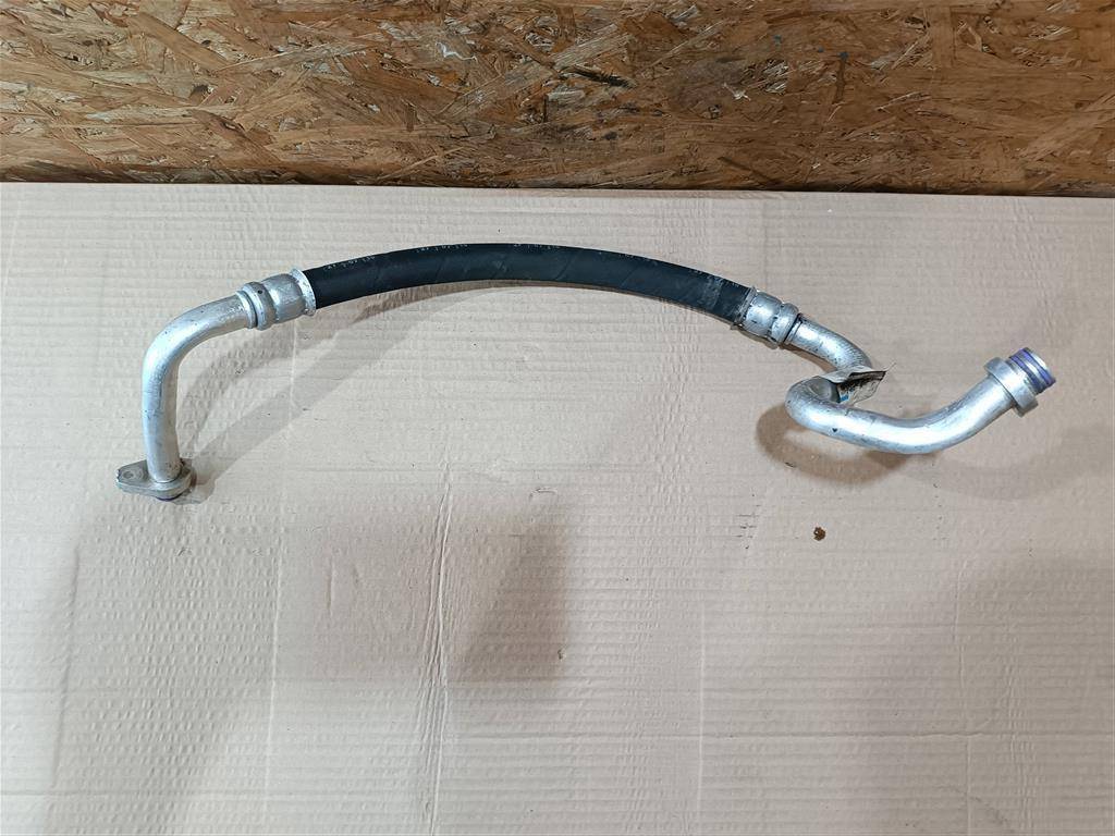 трубка кондиционера Jaguar XE 1 поколение X760 2015, 2.0 л., дизель, АКПП, передний привод, T2H6664, GX7319N602BC, T2H6664 - фото №1