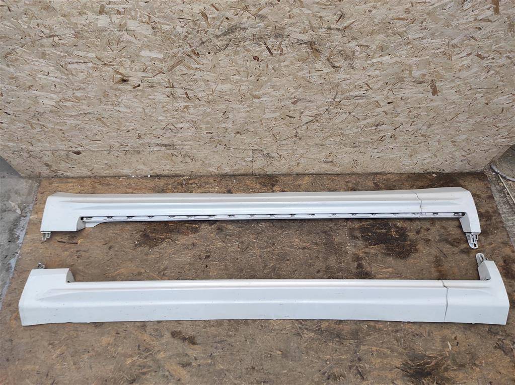 накладка на порог Volvo XC90 2 поколение 2018, 2.0 л., дизель, АКПП, передний привод - фото №1