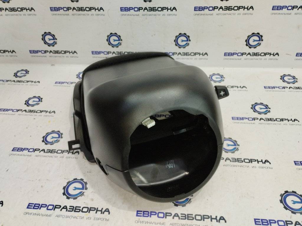 кожух рулевой колонки BMW M6 Gran Coupe F06 2014, 4.4 л., i, S63 B44 B, бензин, АКПП, silverstone metallic a29, купе, правый руль, 61319220824, 9220824 - фото №1