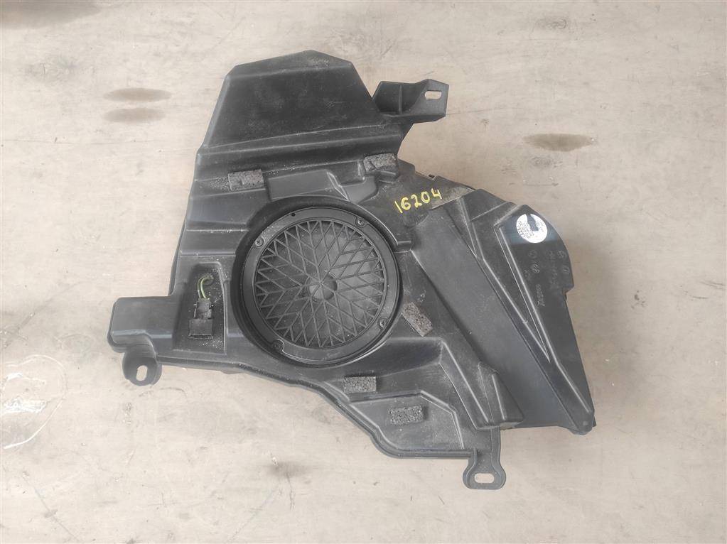 сабвуфер Audi A5 8T 2011, 2.0 л., TFSI, бензин, АКПП, кабриолет, передний привод, 8F0035382, 8F0035382, 900164B32002 - фото №1