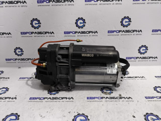 компрессор пневмоподвески Bentley Bentayga 1 поколение [рестайлинг] 4V1 2023, 4.0 л., TFSI, DCU, бензин, АКПП, темно-зеленый перламутр, внедорожник 5 дв., полный привод, правый руль, 4M0616005J