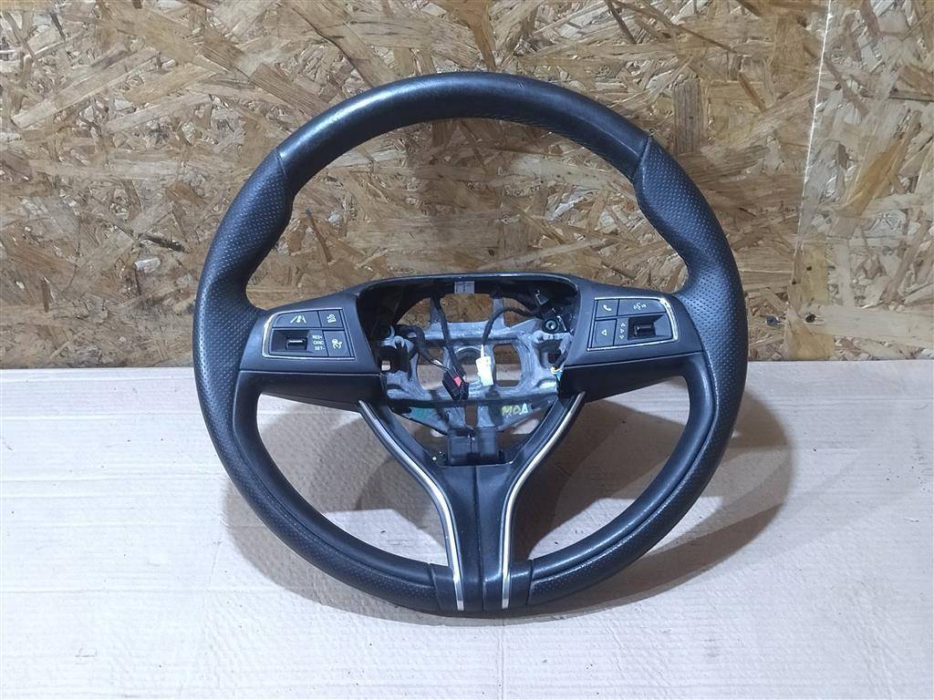 руль Maserati Levante 1 поколение M161 2017, 3.0 л., дизель, АКПП, передний привод, 670089780, 670089780 - фото №1