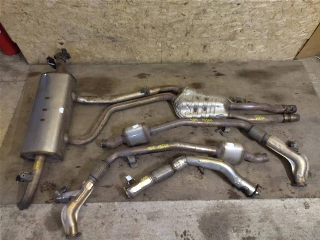 Выхлоп глушитель Audi SQ5 FY 2018, 3.0 л., TFSI, бензин, АКПП, передний привод, 80A253611M, 80A253611M, 80A253609C - фото №1