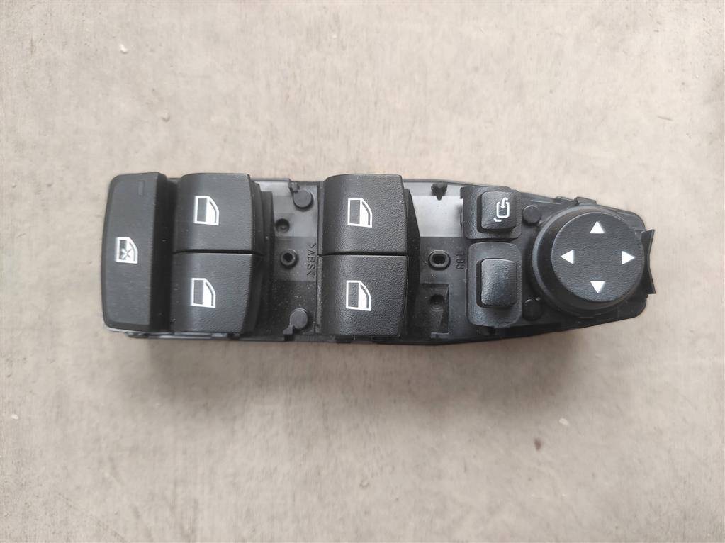 блок управления стеклоподъемниками BMW X5 F15 2015, 4.0 л., дизель, АКПП, передний привод, 61319362116, 61319297349, 9297349, 9362116, 61319362116 - фото №1