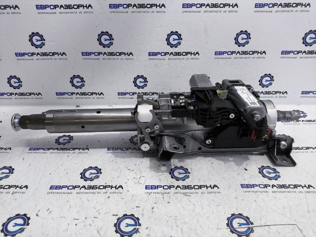 рулевая колонка Bentley Continental GT 3 поколение 2023, 4.0 л., CVD, бензин, АКПП, красный, купе, полный привод, правый руль, 975419506G - фото №1